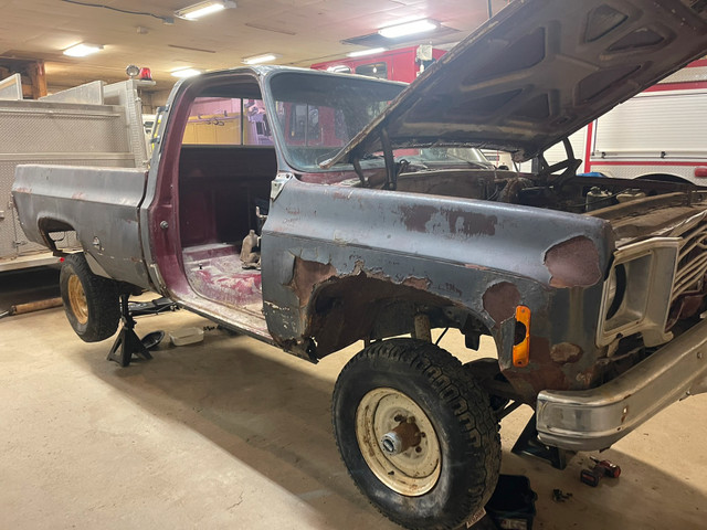 rebuilt T 350 4x4 trans, Diffs 73-86 Chevy  in Other in Prince Albert - Image 2