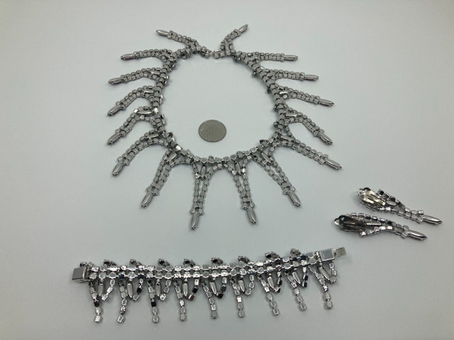 RARE JULIANA collier bracelet boucles d'oreilles pierres du Rhin dans Bijoux et montres  à Ville de Montréal - Image 4