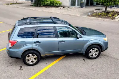 MECHANIC Special ! Outdoor Edition : Drives Exceptional, no rust or body damage -4 cyl auto., Engine...