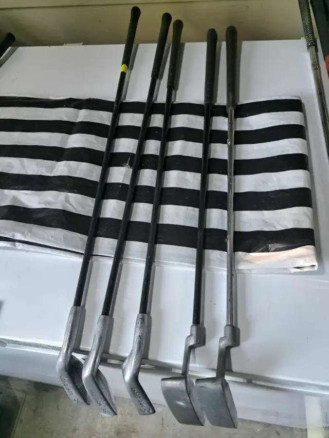 Children's  Golf Clubs in Golf in Trenton - Image 2