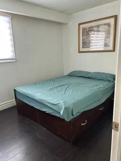 Room for rent on uper floor in Etobicoke near Albion mall 1st Febeuary 2026. I need only indian girl...