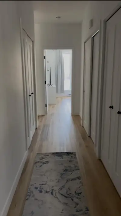 Magnifique appartement 4 1/2 situé à Granby disponible pour le 1er novembre 2026. 1750$ par mois Con...