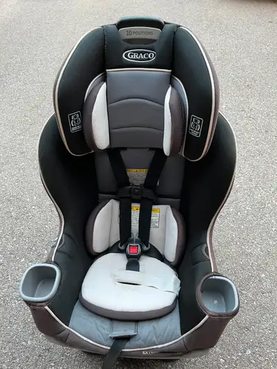 Graco - Extend2Fit Convertible Car Seat, View more