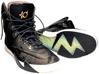 Kevin Durant 6's NIKE KD VI NSW Lifestyle QS Reflect. Camo S: 13