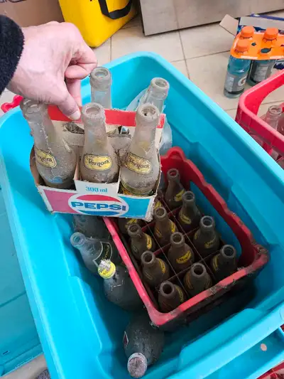 Vintage old bottles Willing to negotiate need gone !! (Bottles is just Dusty due Basement) Bunch of...