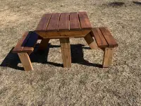 2 person picnic table