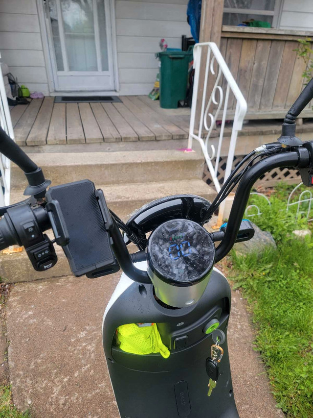 ebike ( scooter ) in Scooters & Pocket Bikes in St. Catharines - Image 4