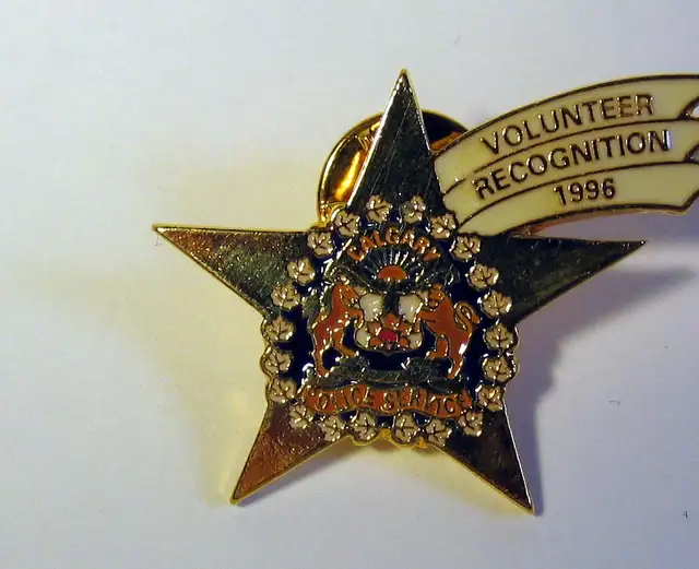 1996 Calgary Police Service Volunteer Pin