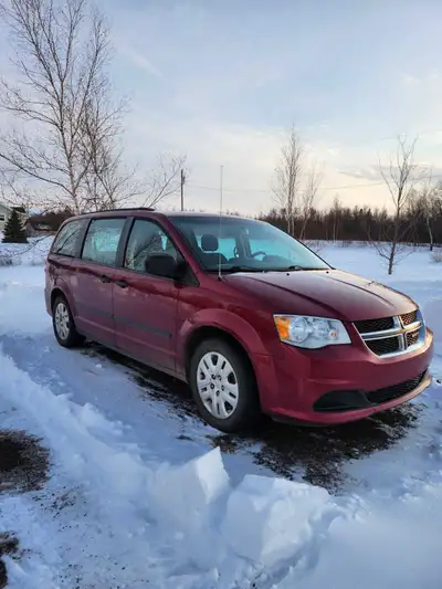Good working van bought it new in 2015 second set of rims and tires goes with it