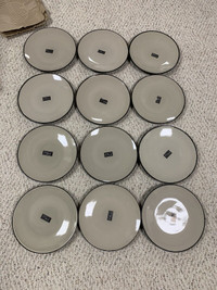 Set of 12 plates