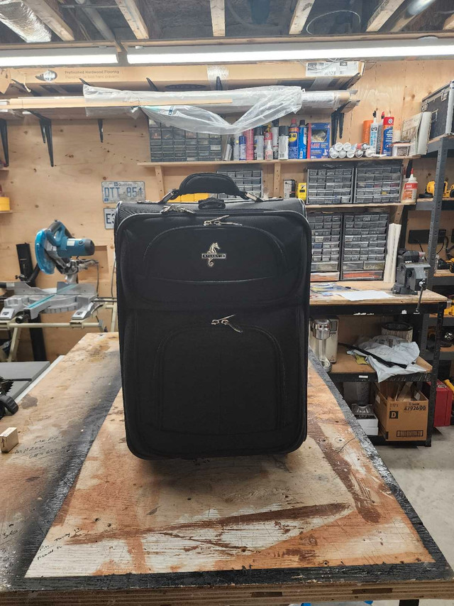 Luggage  in Other in Kitchener / Waterloo