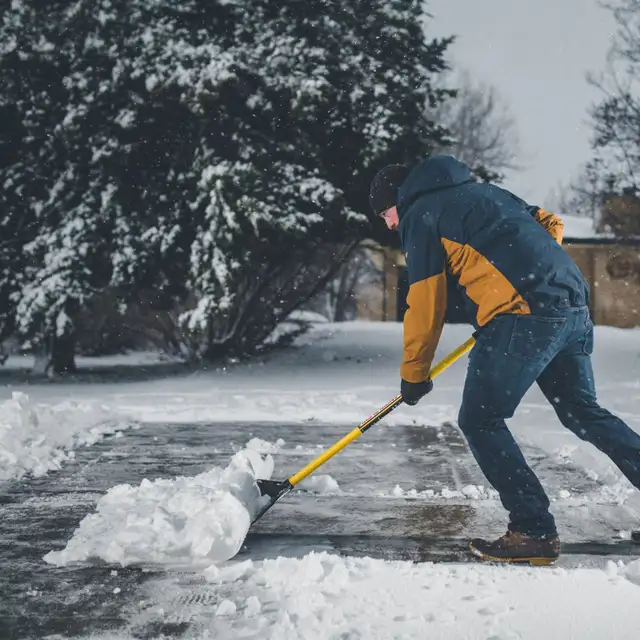 Snow Shoveling Available BERWICK+