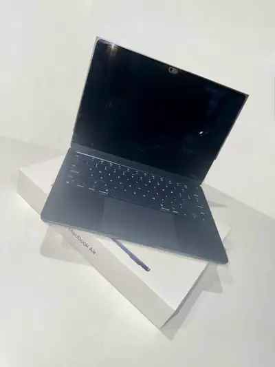 M2 Macbook Air | 512GB | 16GB RAM | 10-Core GPU | AppleCare+, View more