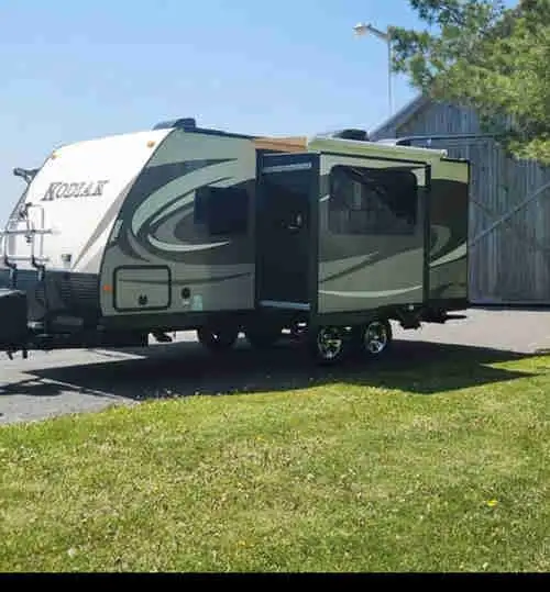 Roulotte à vendre in RVs & Motorhomes in Drummondville - Image 2