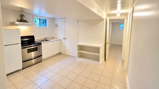One Bedroom Basement apt in Scarborough