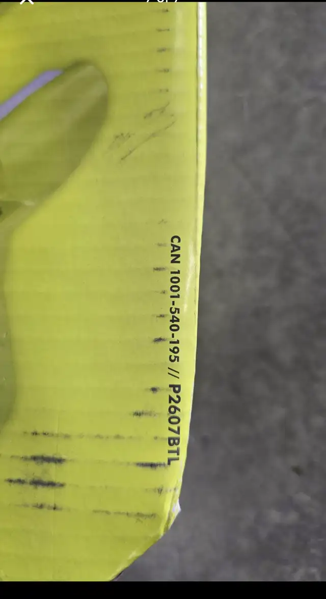 RYOBI ONE+ 18V 18 in. Cordless Battery Hedge Trimmer (Tool Only) in Power Tools in Hamilton - Image 8