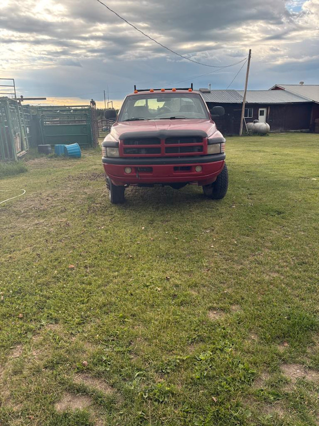 1998, Dodge, 1 Ton dually flat deck. in Cars & Trucks in Edmonton - Image 2