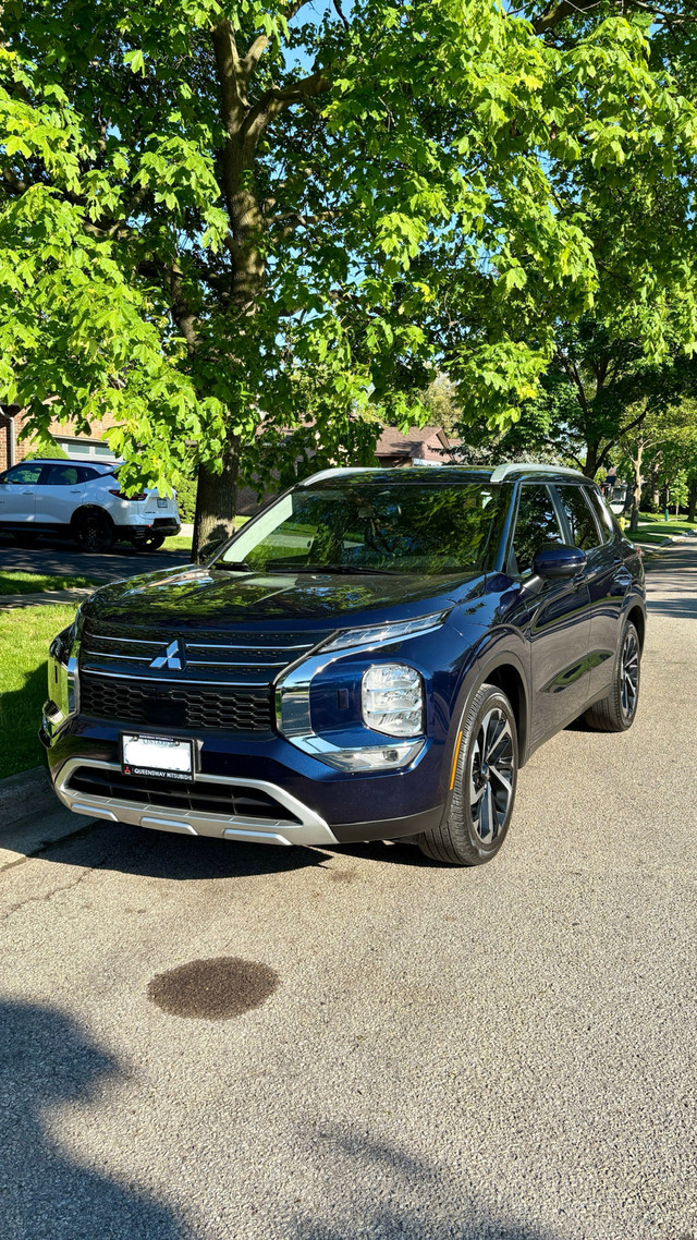 2023 Mitsubishi Outlander in Cars & Trucks in Mississauga / Peel Region