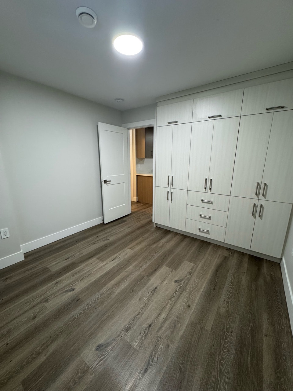 Bright, spacious 1 bedroom basement suite for rent 3