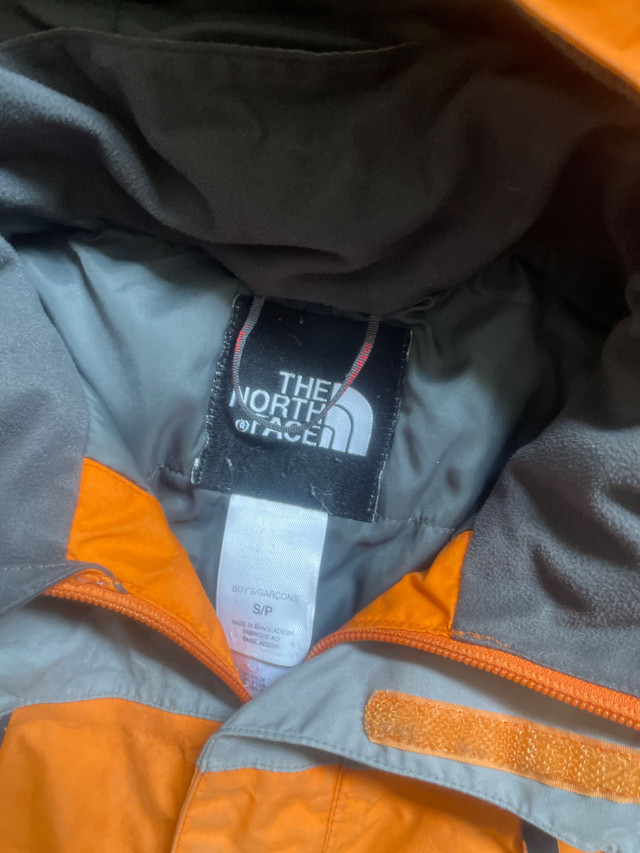 The North Face - Boys coat size small in Kids & Youth in London - Image 2