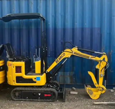 BLOWOUT SALE New Excavators with warranty from $7000