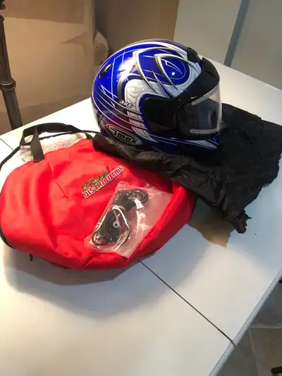 GMX 38x- 38S snowmobile helmut Men’s snowmobile helmet Snow and outdoor hobbies are calling! Time to...