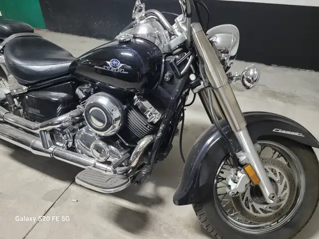 2001 Yamaha V-Star Classic for Sale in Street, Cruisers & Choppers in City of Toronto - Image 3