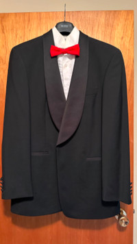 HUGO BOSS TUX, IMMACULATE CONDITION