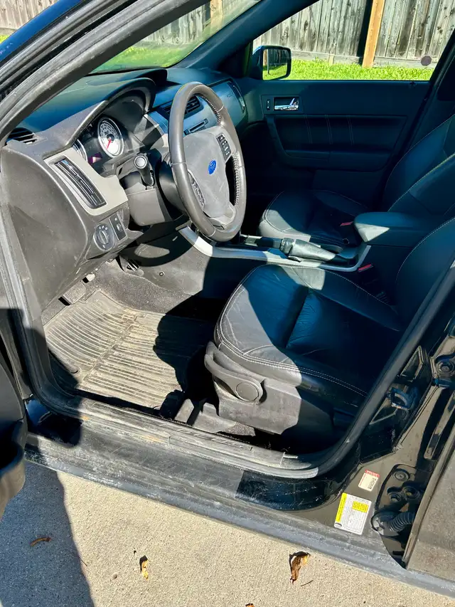 2011 Ford Focus SEL577405821334988805
