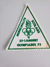 St-Lambert Olympiades Municipalite Scolaire 1972 Badge