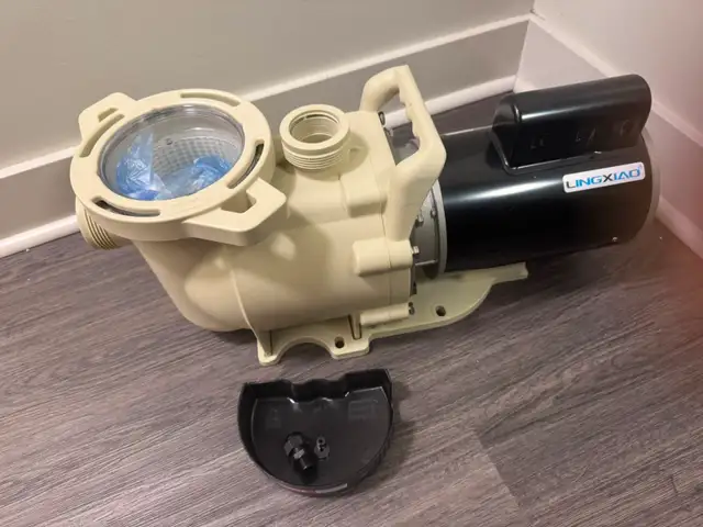 LINGXIAO 1HP Pool Pump in Hot Tubs & Pools in City of Toronto - Image 3