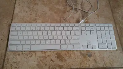 Apple keyboard Model# A1243, View more