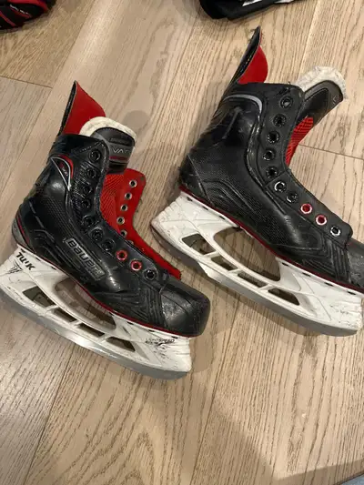 hockey skates , View more