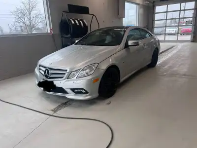 2012 Mercedes Benz E350 Coupe RWD Low KMS 162120 and going up No lights on dash No accidents Always...