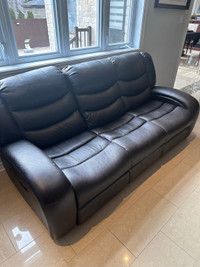 Reclinable sofas 