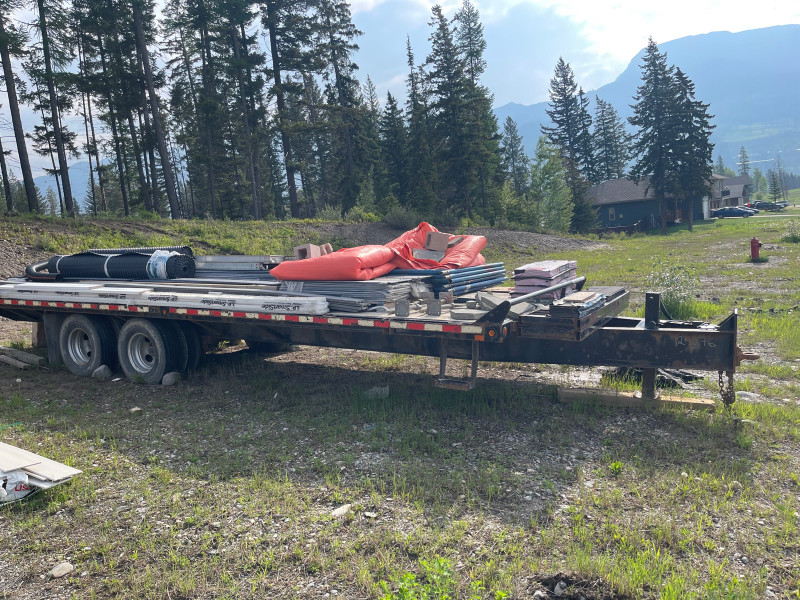 2018 flat deck trailer Cargo & Utility Trailers Cranbrook Kijiji
