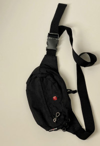 Swissgear Waist Pack with RFID Pocket, Black