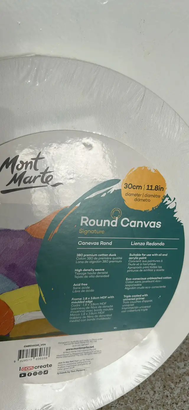 round canvas  in Hobbies & Crafts in Ottawa - Image 3