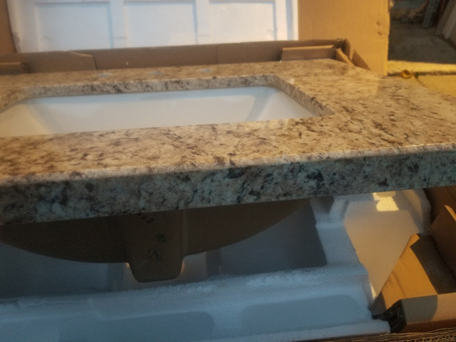 Brand new countertop with undermount sink 30 inches  in Plumbing, Sinks, Toilets & Showers in Mississauga / Peel Region - Image 3