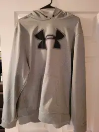 Sweater/ Under Armour 