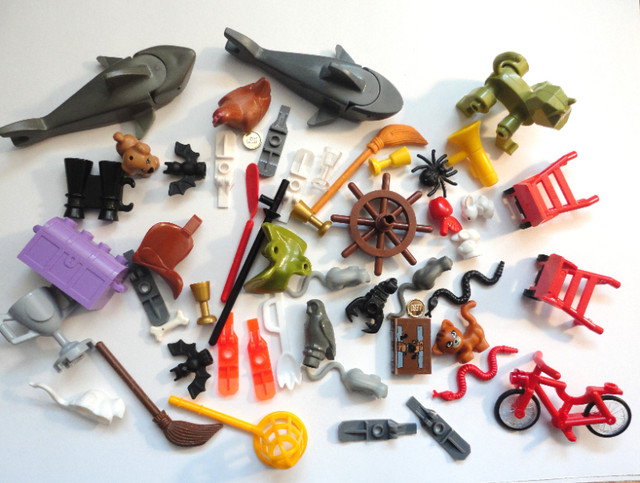 Lego Bulk Lot of 52 - Minifigure Accessories in Toys & Games in Oshawa / Durham Region