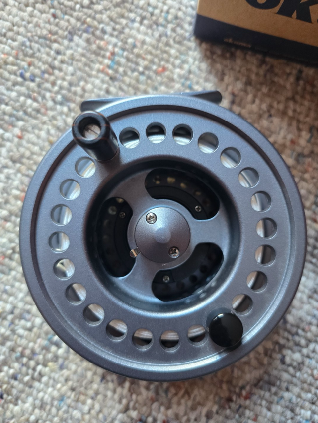 OKUMA SPEY INTEGRITY I10/11a FLY FISHING REEL w SPARE SPOOL in Fishing, Camping & Outdoors in Kitchener / Waterloo - Image 8