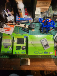 CIB sony clie peg-t615c and accessories all sealed