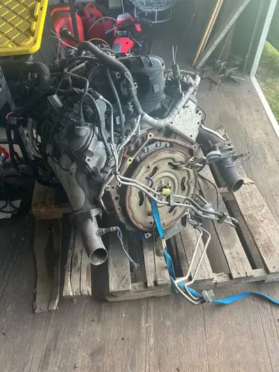 2017 6.0 liter out of a ambulance clean engine 190k non did still based off of the 6.0l from 2007 co...