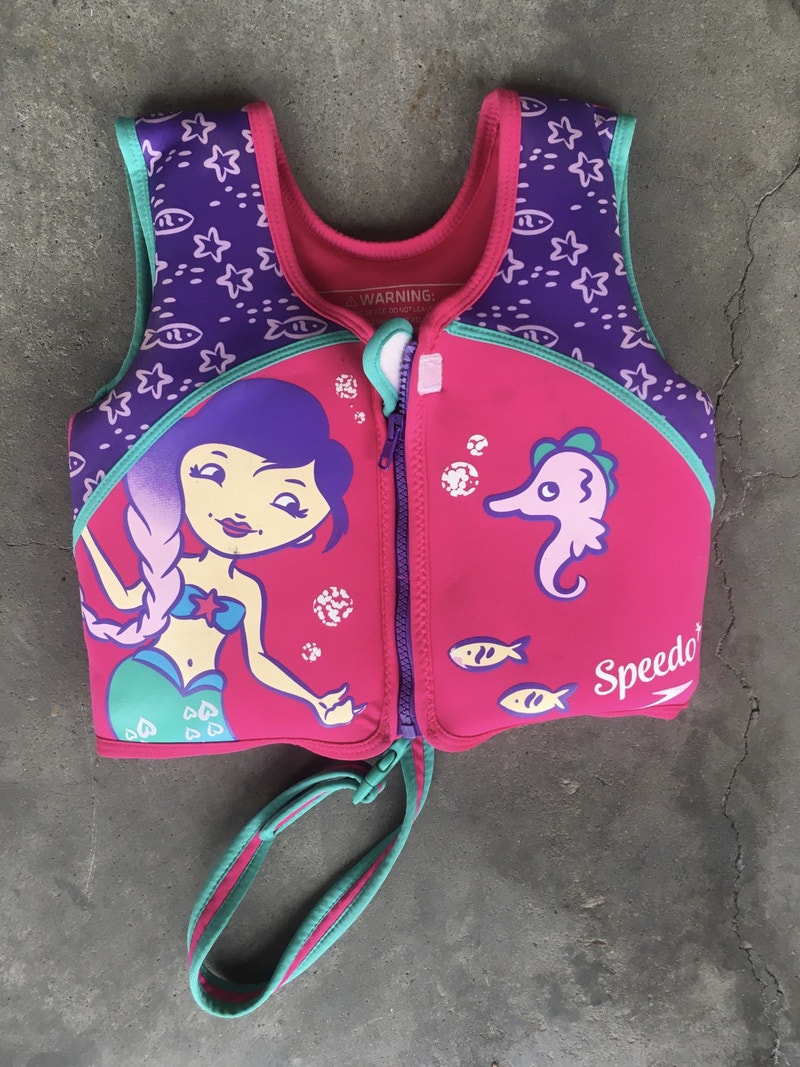 Life Jacket Speedo Child 45lb to 60lb Water Sports Calgary Kijiji