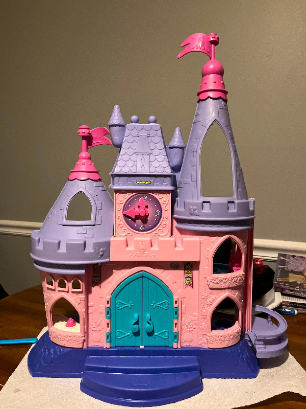 Little people Disney Princess Castle in Toys & Games in Regina - Image 2
