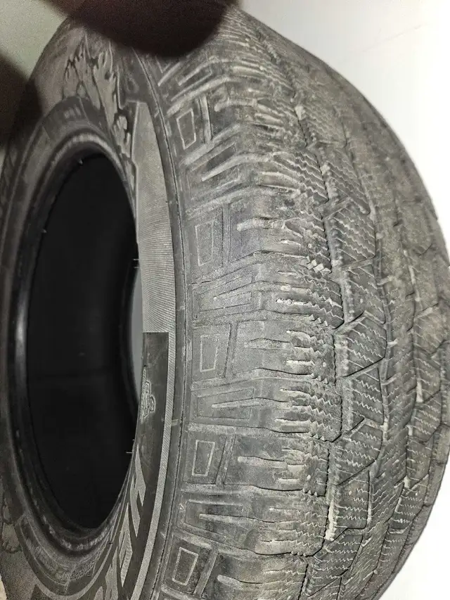 4 X pneus d'hiver 275/65R18 in Tires & Rims in Laurentides - Image 5