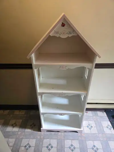 Free Dollhouse, View more