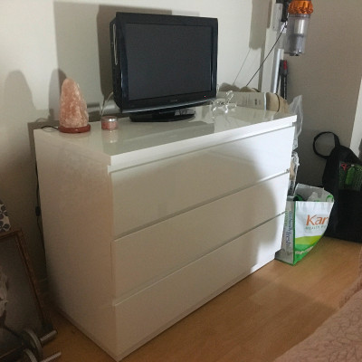 Beautiful white dresser from Structube