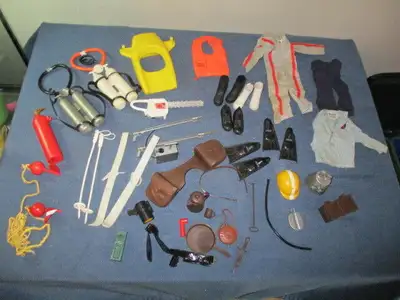 LOT OF G.I. JOE ACCESSORIES-HONG KONG-1960/70S-MATTEL-TOYS-DOLLS, View more